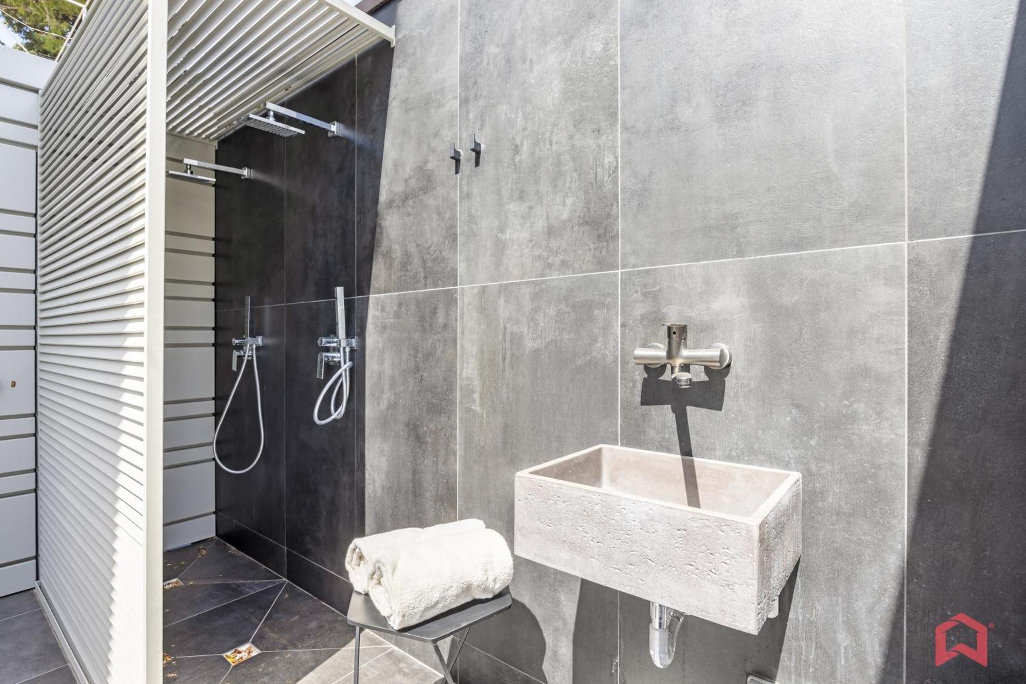 Appartamento In Villa Con Piscina Privata Palermo Exterior foto
